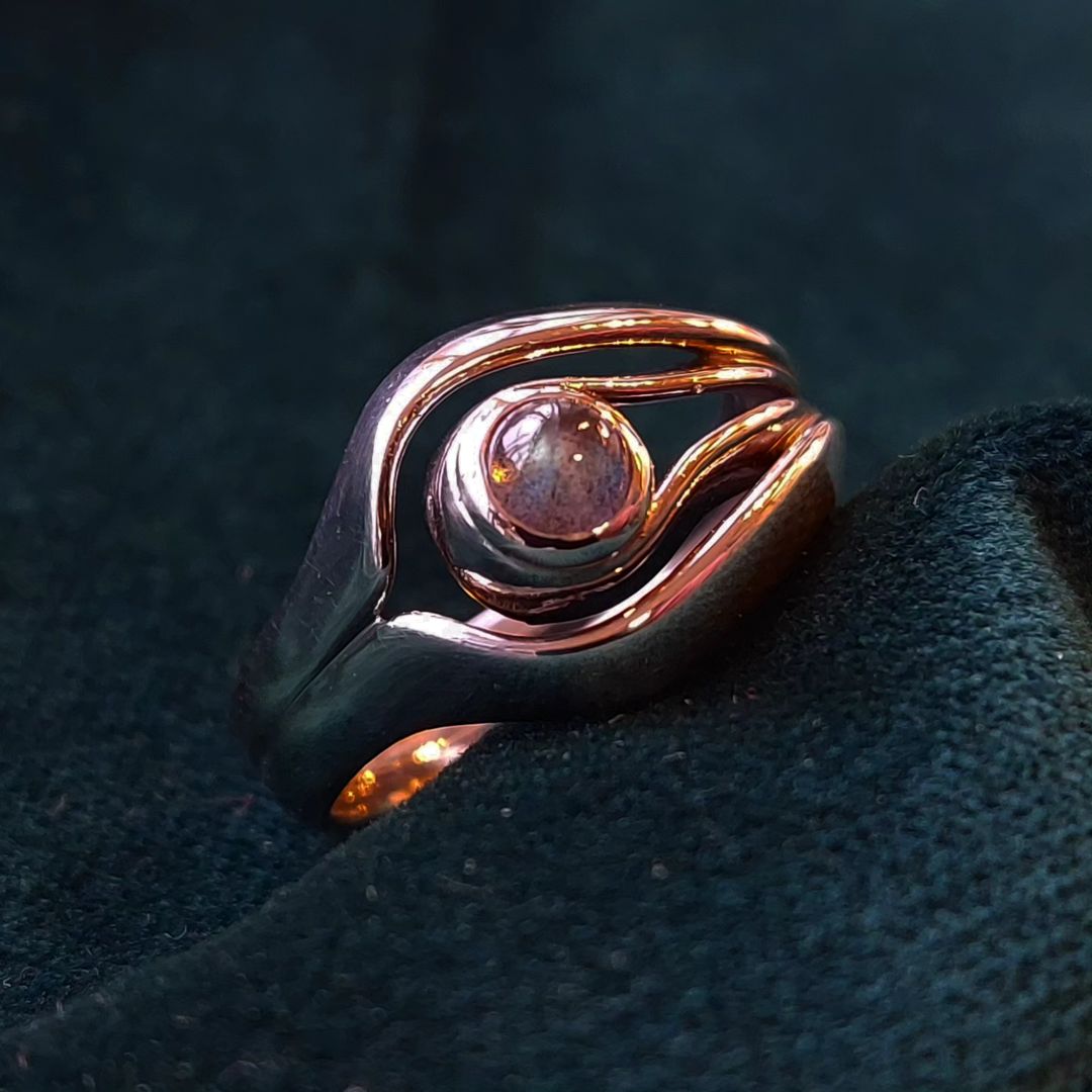 Custom made engagement ring - sebastian stevens
